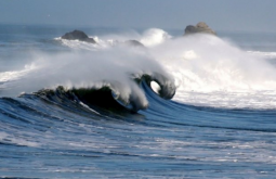 Llega la borrasca Regina: activado el aviso por oleaje y viento en el Baix Llobregat