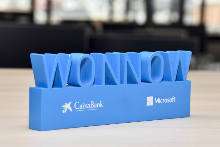 Caixabank y Microsoft lanzan la novena edición de los premios Wonnow para mujeres de grados STEM