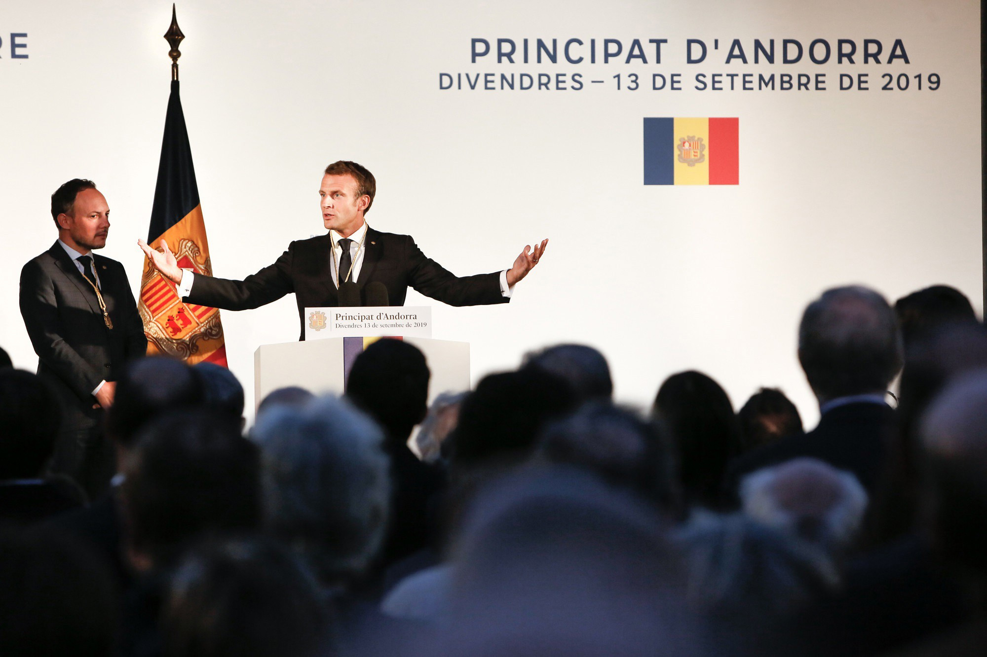 Discurso de Macron ante los andorranos en su visita al país en 2019.