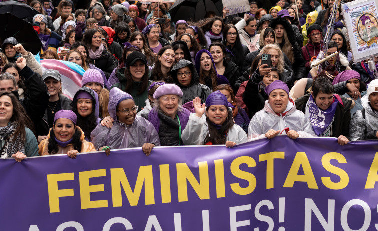 España lidera el feminismo mundial con un 51%, pero el 49% cree que la igualdad discrimina a los hombres