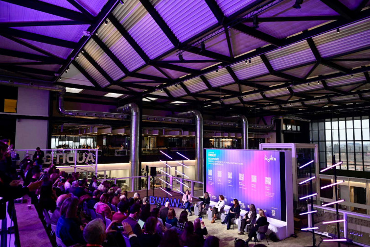 Romper el techo de cristal: el desafío empresarial para derribar los estereotipos que han marcado la historia