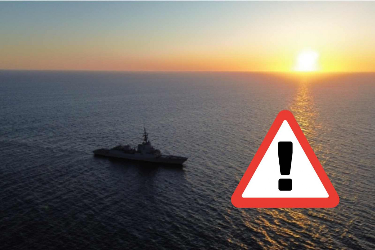 Fragata 'Cristóbal Colón' en tránsito