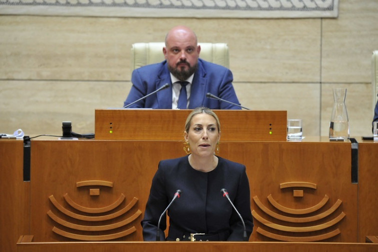 Vox rechaza por segunda vez la investidura de María Guardiola: solo cuenta con el apoyo del PP