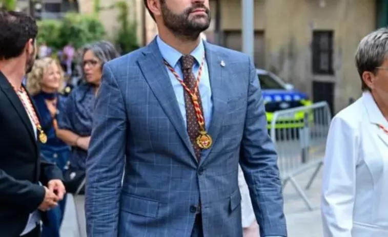 Junts se alinea con la ultraderecha en las municipales de Manresa para frenar a Orriols