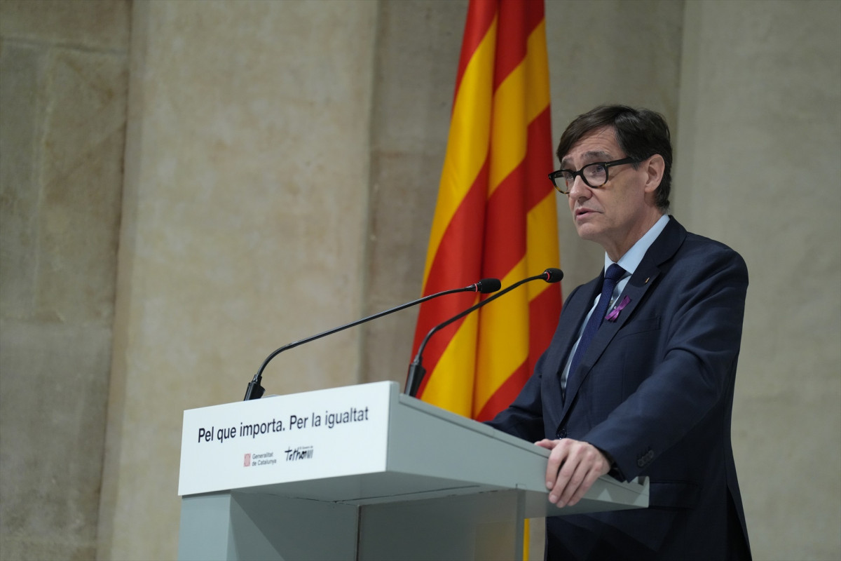 EuropaPress 7345478 presidente generalitat salvador illa acto 8m viernes