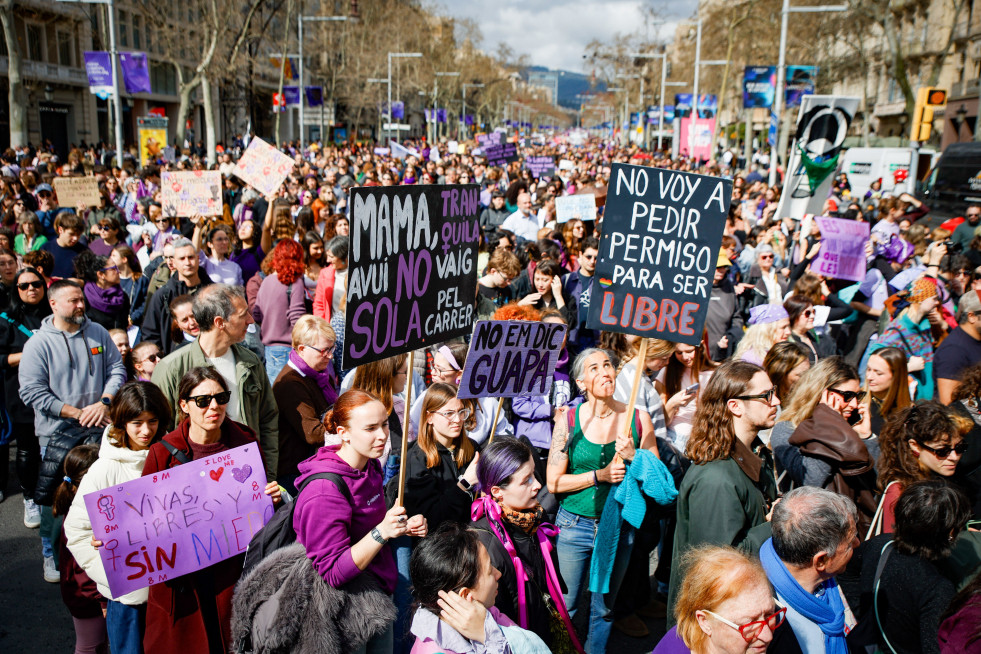 EuropaPress 7349775 imagen manifestacion 8m barcelona (1)
