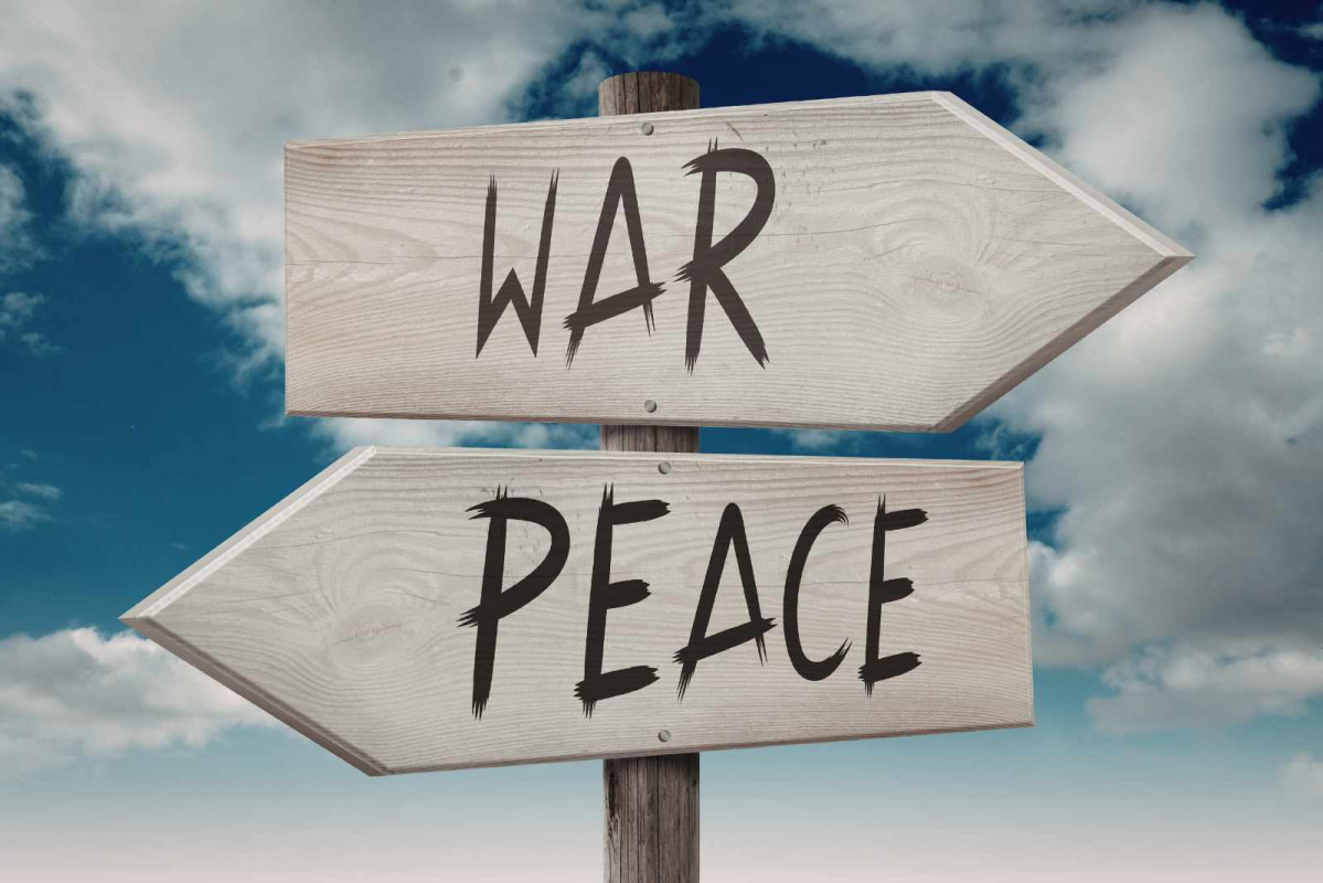 Paz, guerra   CANVA