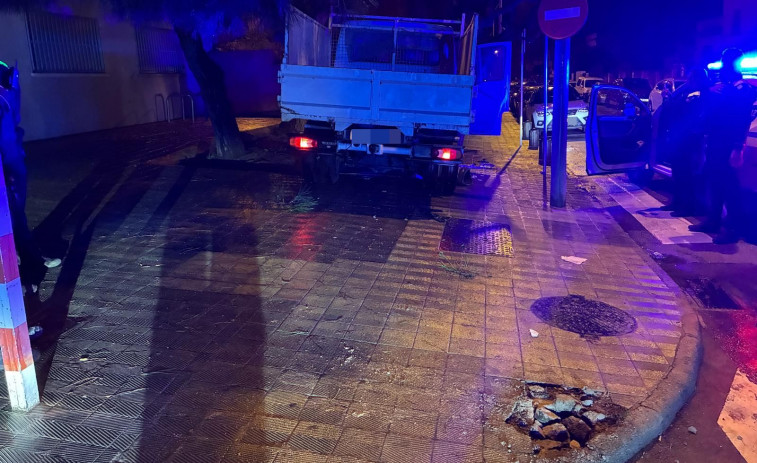 Un menor protagoniza una fuga de película en Figueres: drogado, sin carnet y con una furgoneta robada