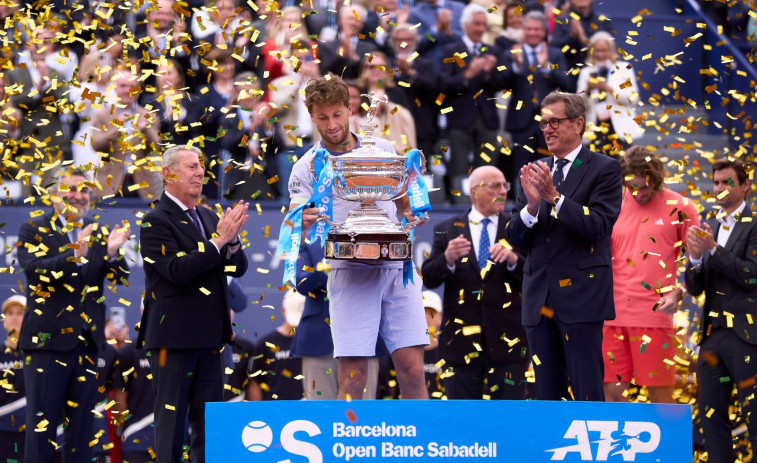 Banco Sabadell renueva el patrocinio del Trofeo Conde de Godó de tenis para cuatro años más