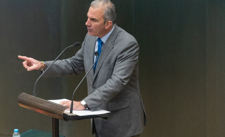 VOX le recrimina a Ortega Smith que estaba en la Ejecutiva que aprobó las cuentas que ahora cuestiona