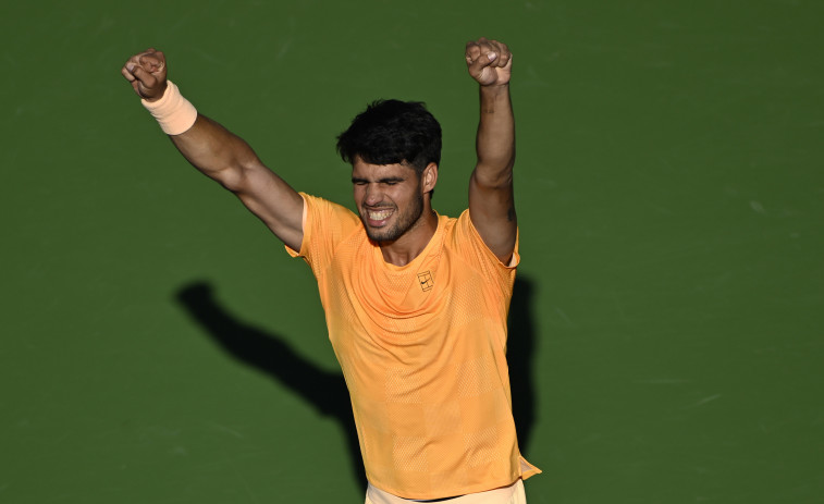 Alcaraz, un huracán imparable en Indian Wells: 15 victorias seguidas y directo a cuartos