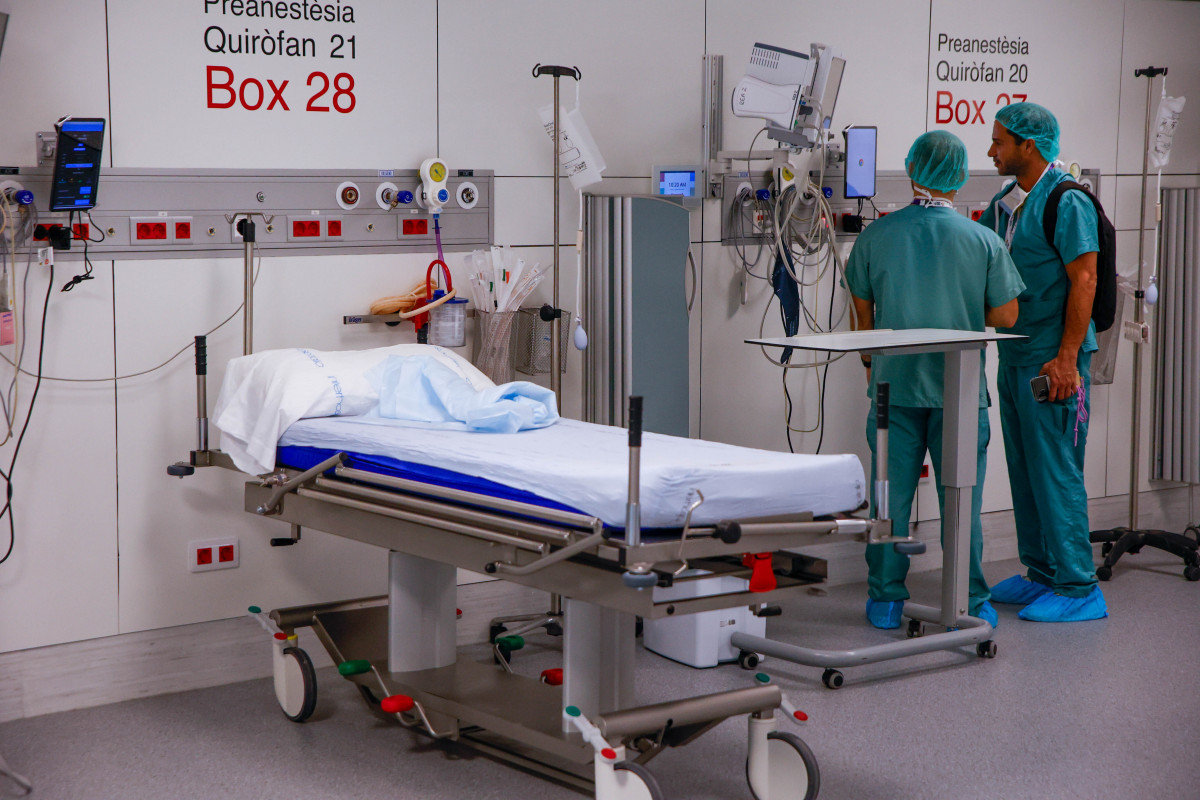 EuropaPress 7144945 personal sanitario sala reanimacion hospital sant pau diciembre 2025