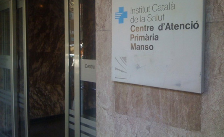 Catalunya abre la puerta de la sanidad pública univesal a 170.000 inmigrantes irregulares