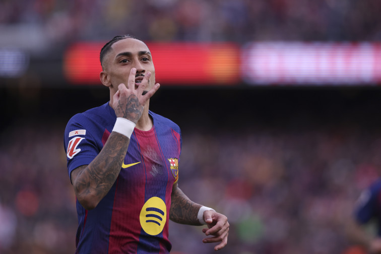 El Barcelona arrolla al Sevilla 5-2 con Raphinha y Gavi marca su esperado regreso al Camp Nou