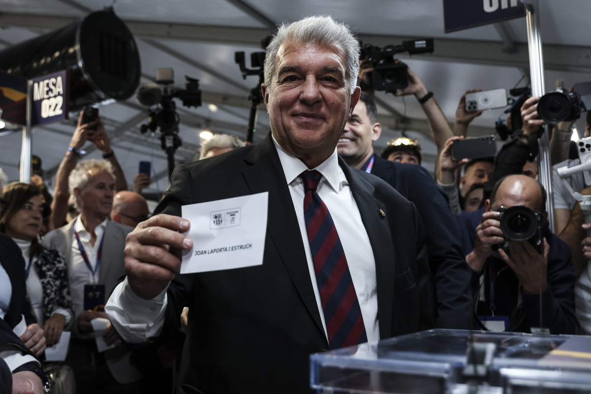 EuropaPress 7368372 candidato presidencia fc barcelona joan laporta jornada electoral 15 marzo