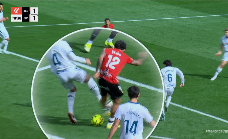 El Espanyol clama contra la polémica arbitral del VAR en Mallorca: 