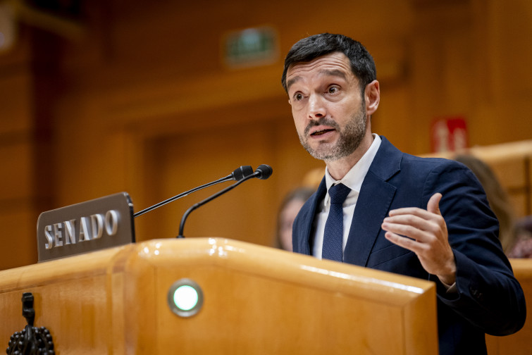 Vídeo: Bustinduy reclama unidad y estrategia sólida para que la izquierda recupere fuerza en 2027