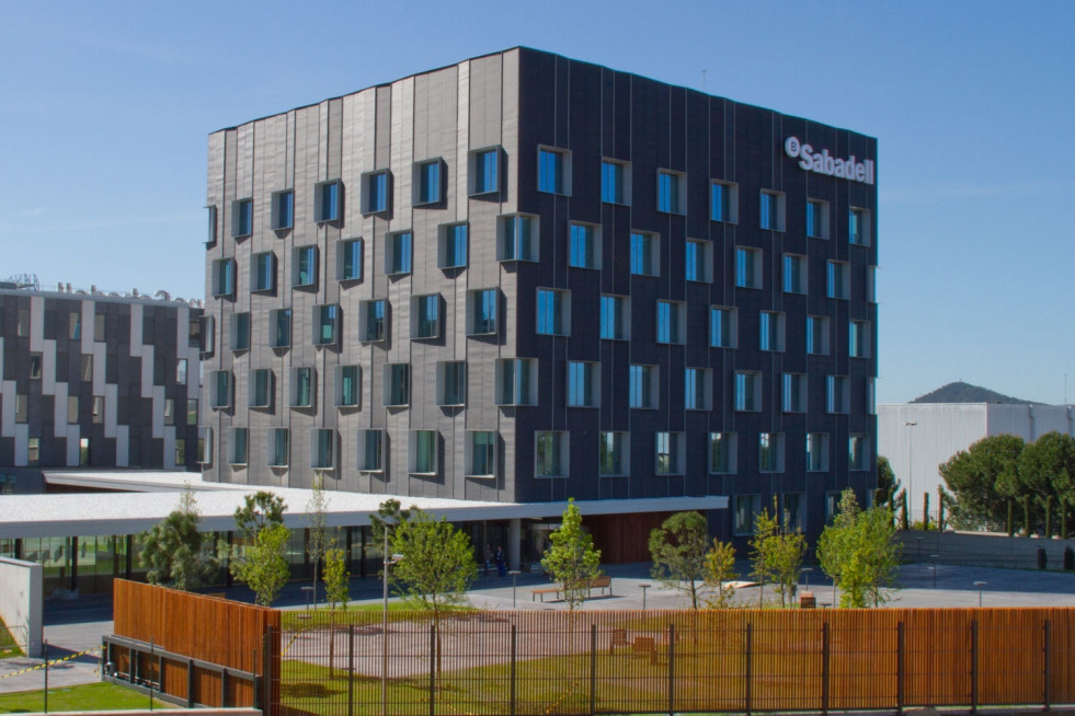 EuropaPress 3967868 edifici banc sabadell