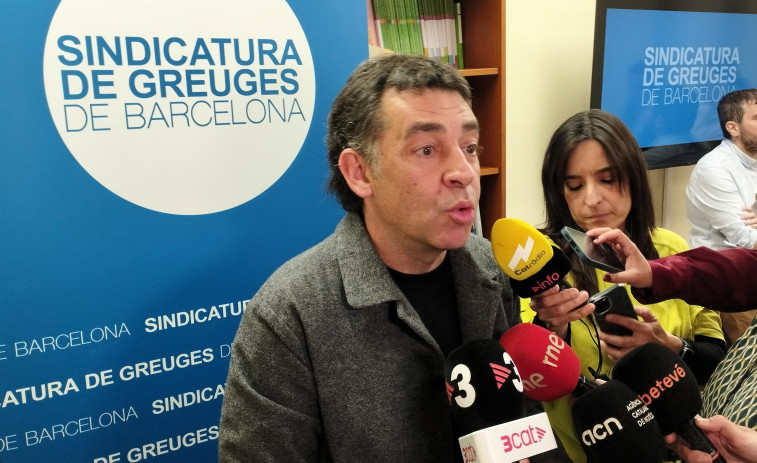 Ayuntamiento y Síndic de Barcelona acuerdan alojar a 14 de los 30 vecinos afectados en Vallcarca