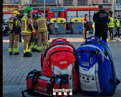 Descartado un incendio en el metro de Collblanc tras un amplio despliegue de bomberos