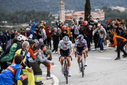 La Policía Local de Viladecans se planta y no hará horas extras para la Volta Ciclista a Catalunya