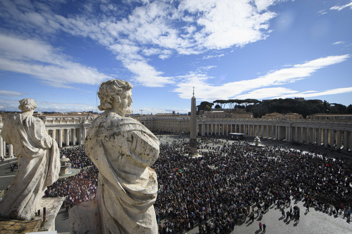 EuropaPress 7295947 february 15 2026 citta vaticano papa leone xiv celebra langelus in piazza