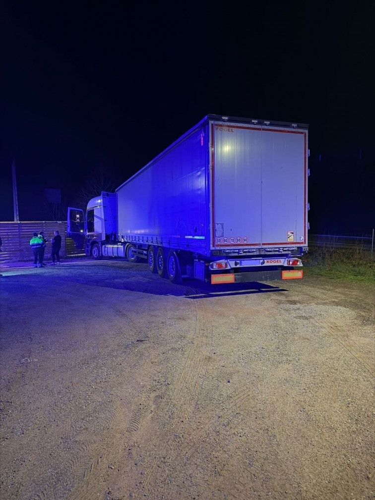 Un camionero ebrio siembra el caos en la C-25 de Osona y es detenido tras zigzaguear peligrosamente