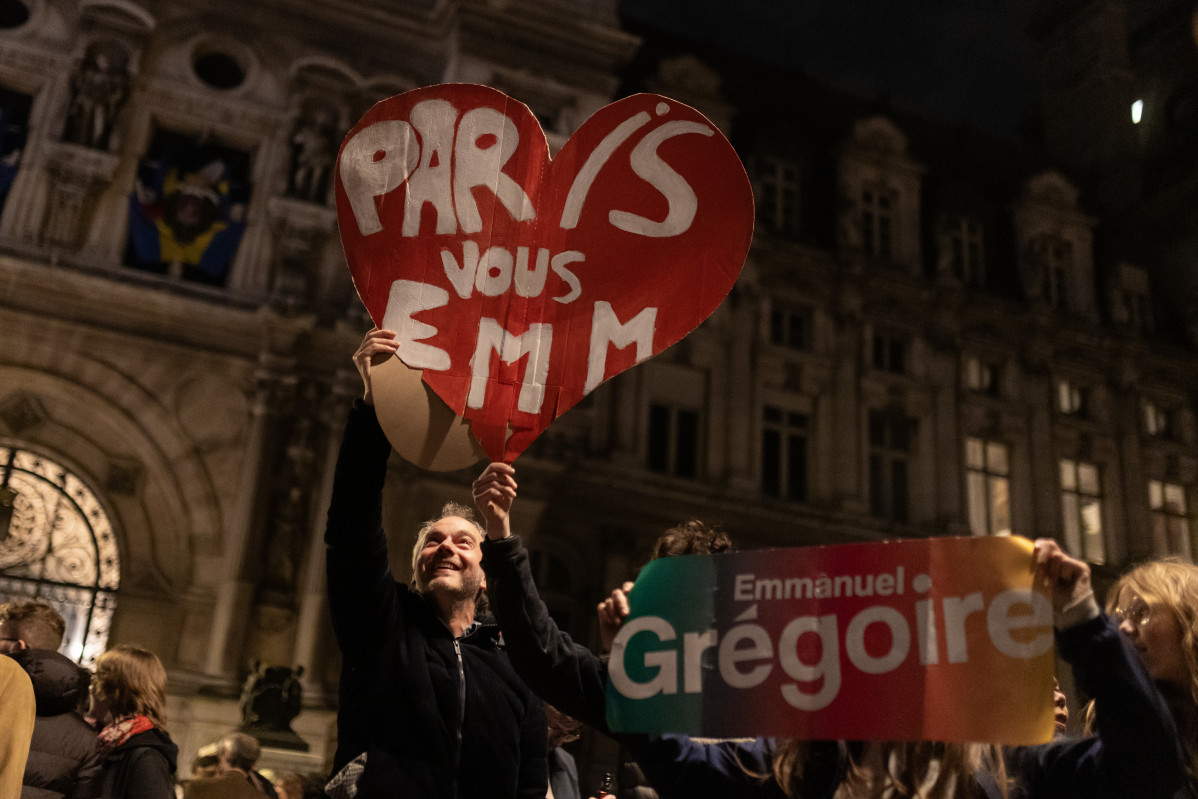 EuropaPress 7388639 march 22 2026 paris france france supporters waves placards after left wing