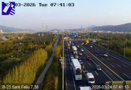 Importantes retenciones en los accesos a Barcelona en plena hora punta desde el Baix Llobregat