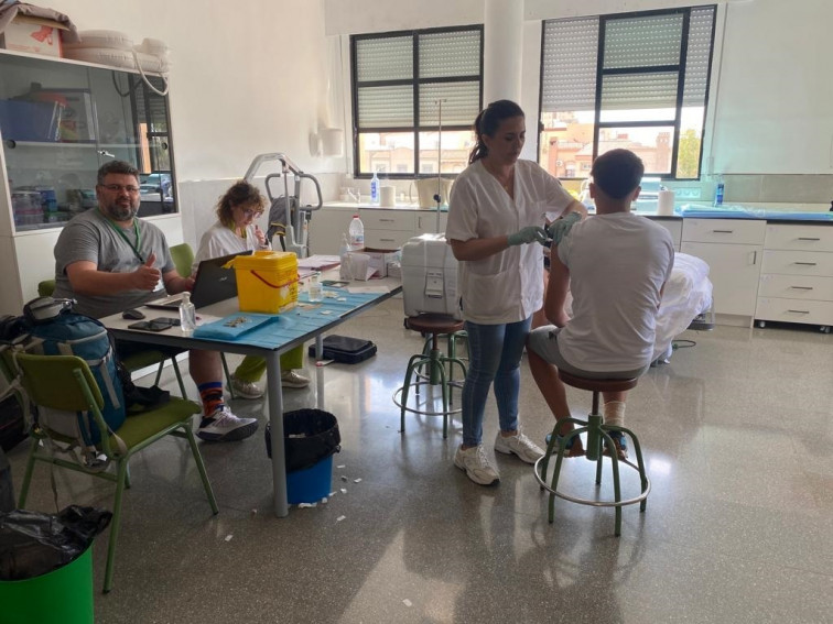 El Govern descarta imponer la vacuna del tétanos pese al caso grave de un menor