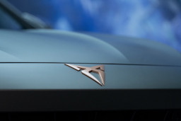 Problemas para Volkswagen y Cupra: revisan unos 94.000 coches eléctricos por riesgo de incendio en baterías