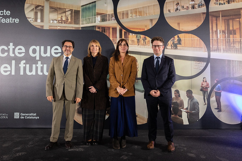 55163353042 7e02711f1f c