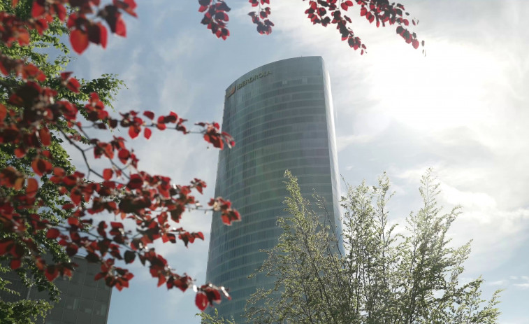 Iberdrola aportó a las arcas públicas 10.410 millones de euros en 2025