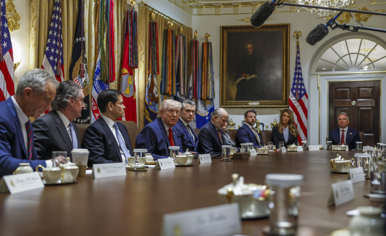 Trump pospone diez días más el ultimátum a Irán mientras amenaza de un ataque sin piedad