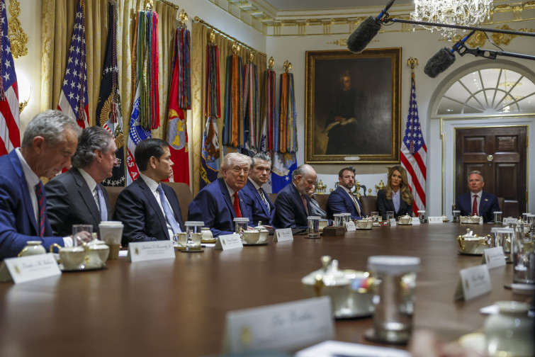 Trump pospone diez días más el ultimátum a Irán mientras amenaza de un ataque sin piedad