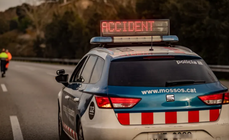 Accidente crítico en la C-55: una mujer herida de gravedad tras volcar su vehículo en Súria