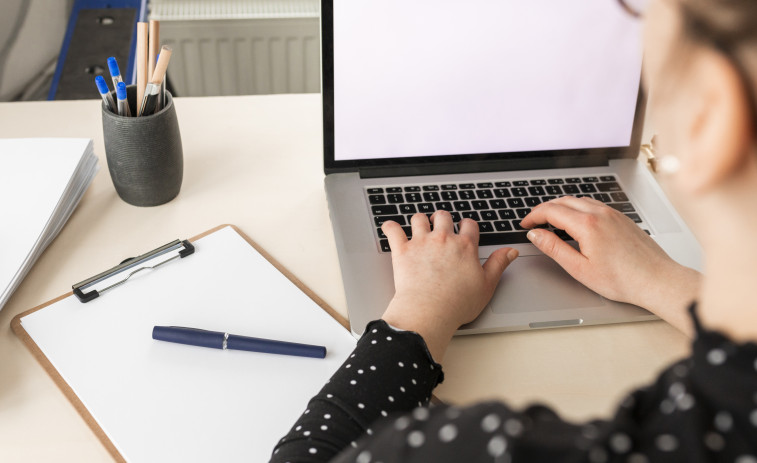 Óscar López confirma cuándo entrará en vigor la jornada de 35 horas para los funcionarios