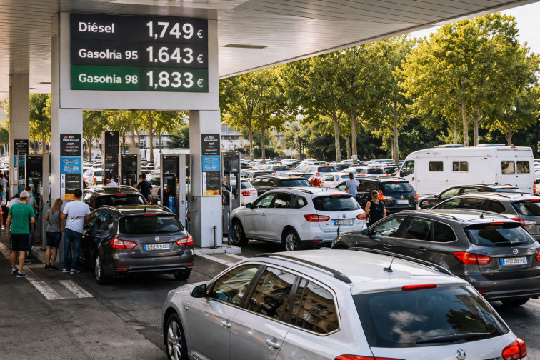 Esta Semana Santa llenar el depósito es 20 euros más caro que en 2025 en Catalunya