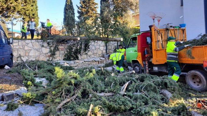 Catalunya resiste al temporal: vientos de hasta 160 km/h, ocho heridos y graves daños en infraestructuras