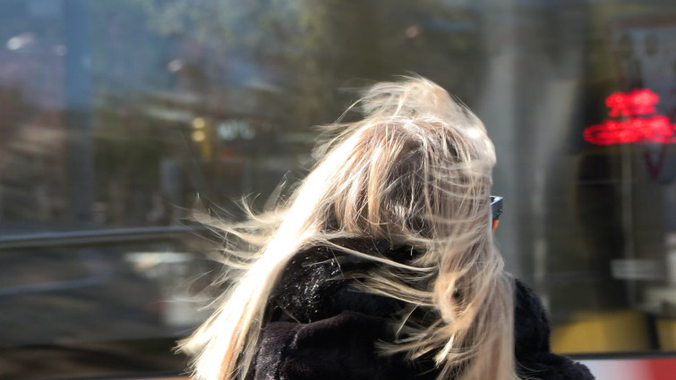 Los avisos por fuertes rachas de viento continúan este lunes en  Catalunya