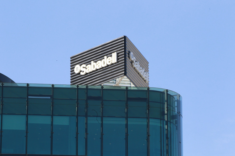 EuropaPress 1373247 banco sabadell encarga lazard explorar venta salida bolsa hi partners