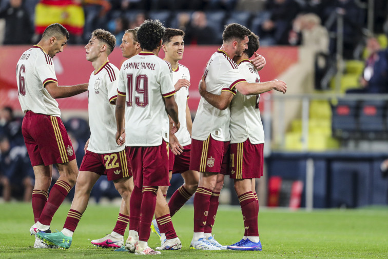 Morbo en el RCDE Stadium: la Selección regresa a Cornellà con el posible debut de Joan Garcia