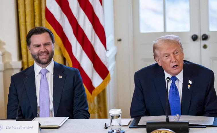 La mano derecha de Trump promete investigar a los extraterrestres y asegura creer que son 