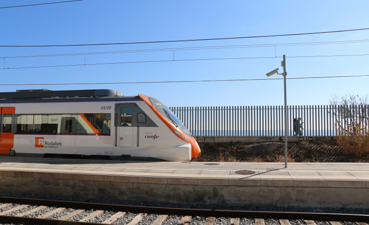 Rodalies suspende temporalmente la circulación entre Figueres y Portbou por fuerte viento