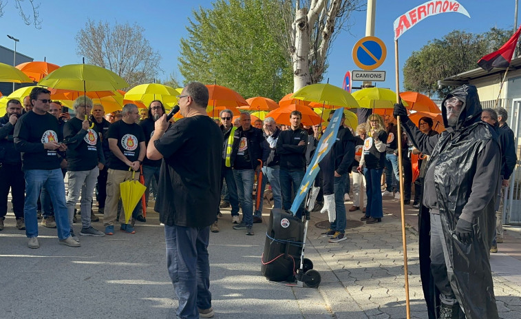 SOS en Serra Soldadura: 500 familias y alcaldes exigen a Aernnova un plan alternativo al cierre unilateral