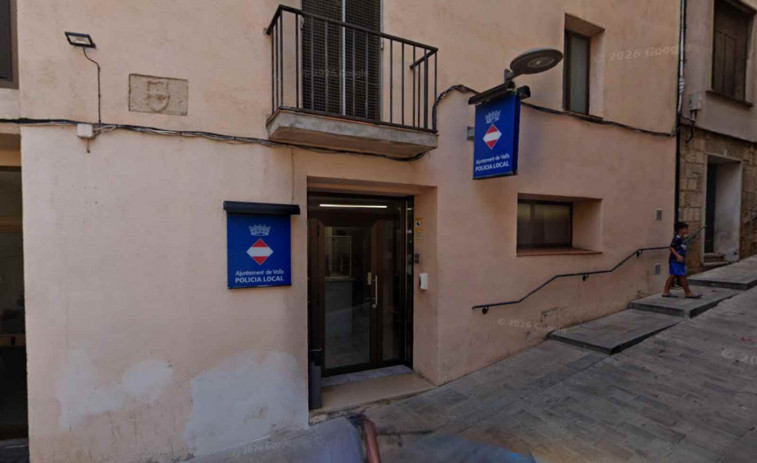 Una falsa llamada al 112 deja sin policía a un pueblo de Tarragona: el motivo que sorprendió a los agentes