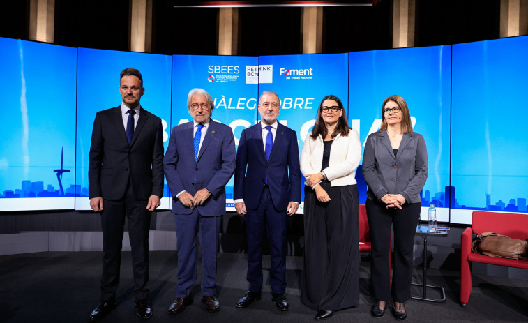 Collboni defiende una Barcelona donde vivir sea posible: “El objetivo es garantizar el derecho a quedarse”