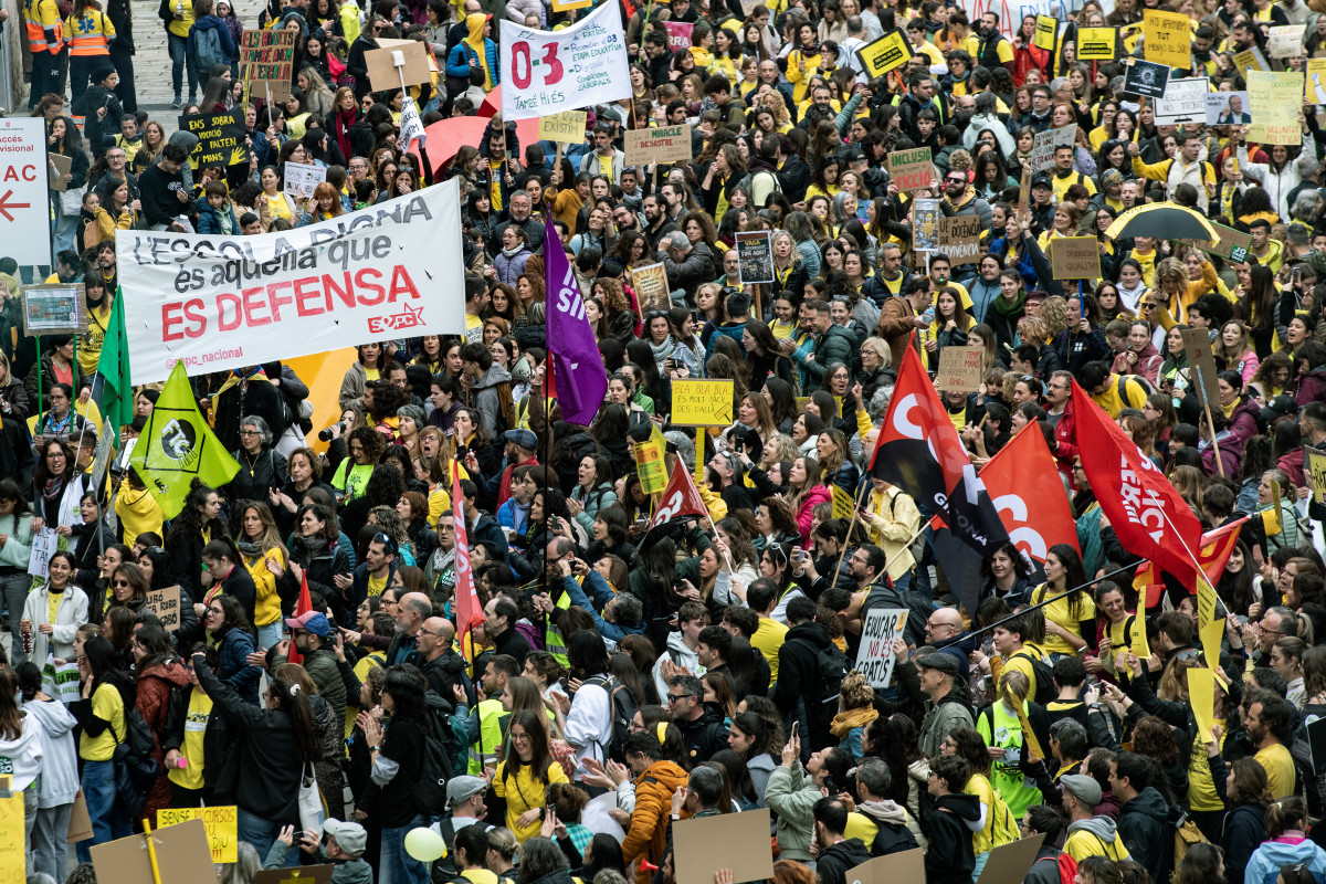 EuropaPress 7379915 decenas personas concentracion profesores huelga convocada ustecstes