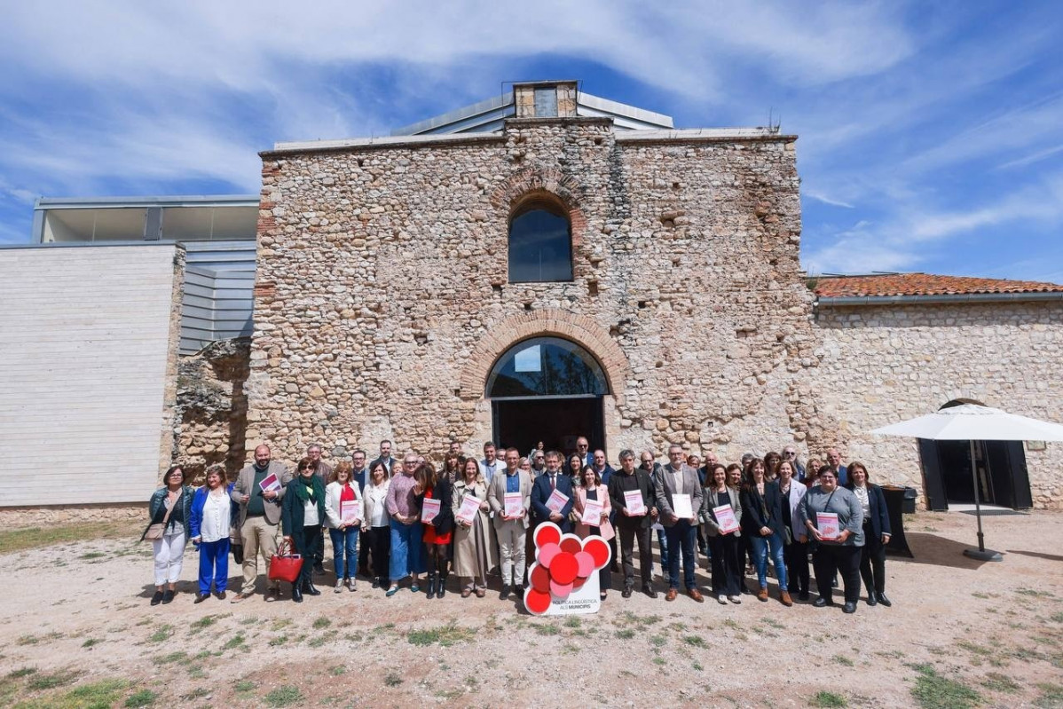 EuropaPress 7436726 conseller vila alcaldes concejales asistido acto