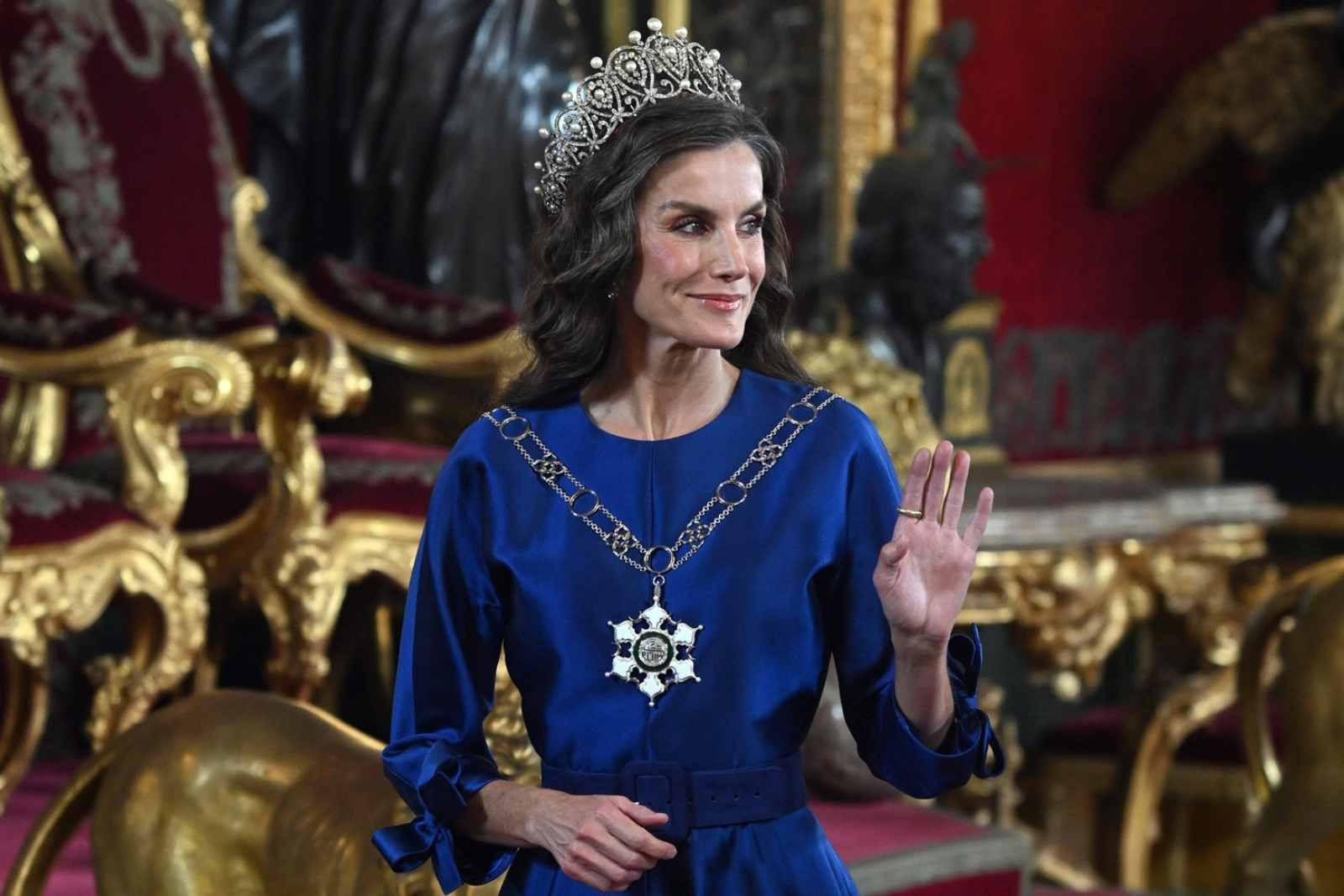 La Reina Doña Letizia durante la cena de gala en honor al Sultán de Omán ofrecida en el Palacio Real, a 4 de noviembre de 2025, en Madrid